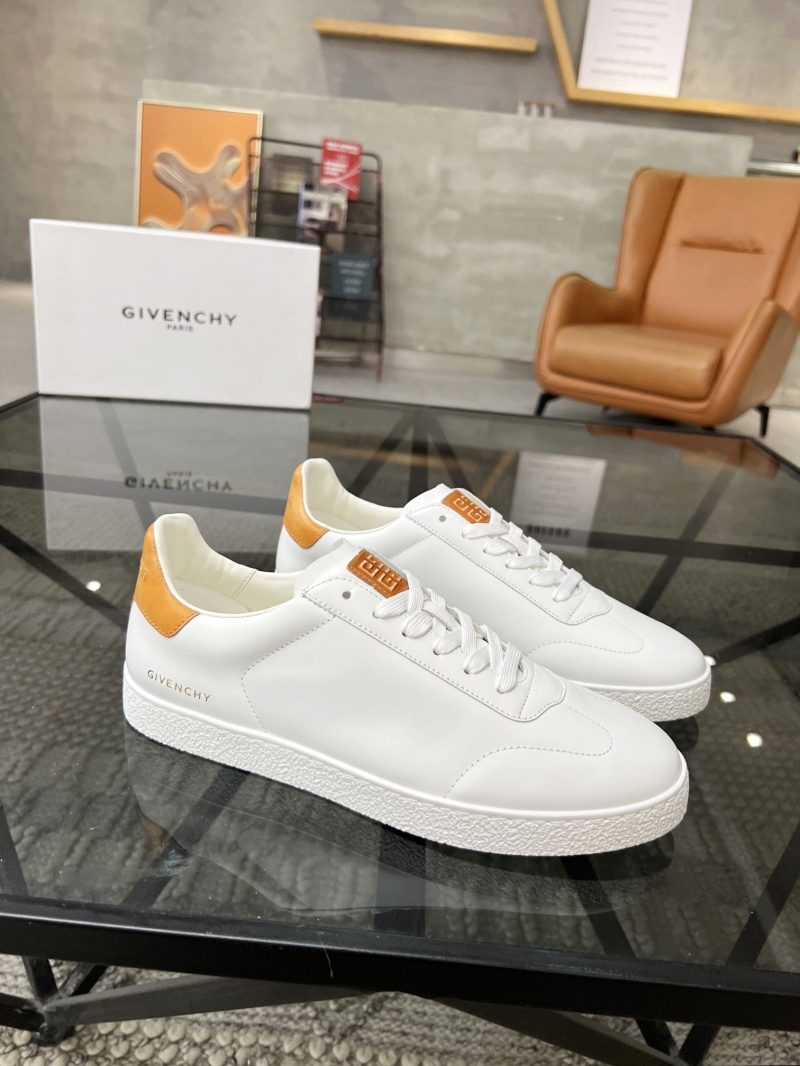 Givenchy Sneakers